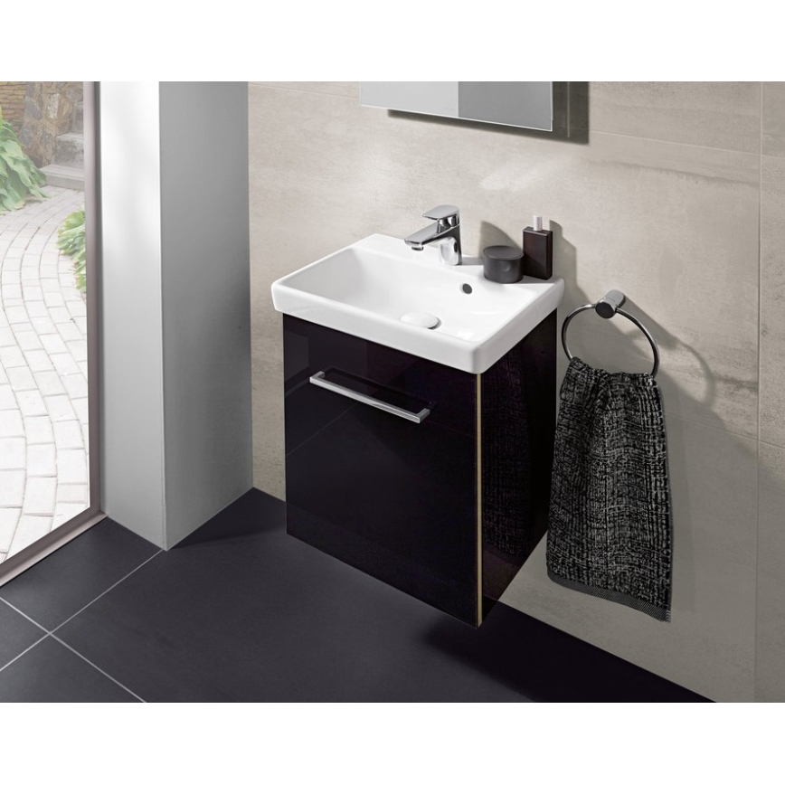Villeroy & Boch 73584501 - Karājamā izlietne AVENTO 45x37 cm keramika/balta