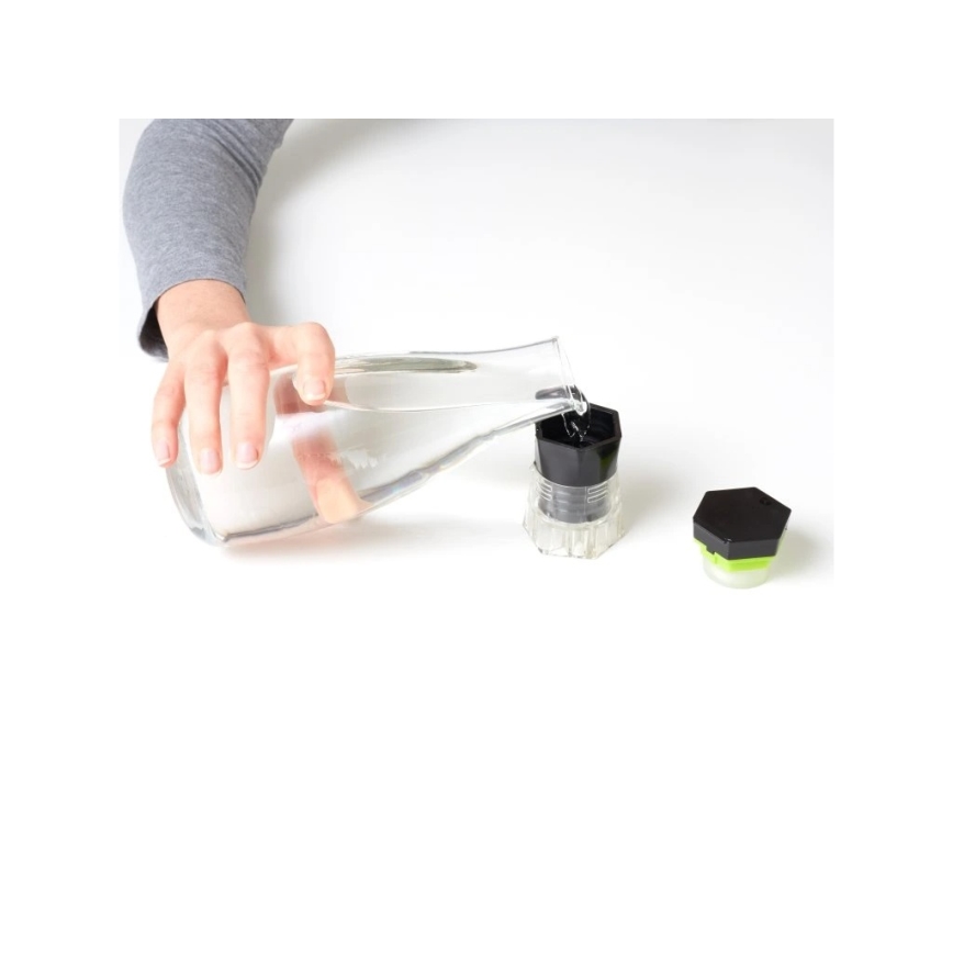 Vitility - Tablešu dozators un dalītājs 5 vienā, melns