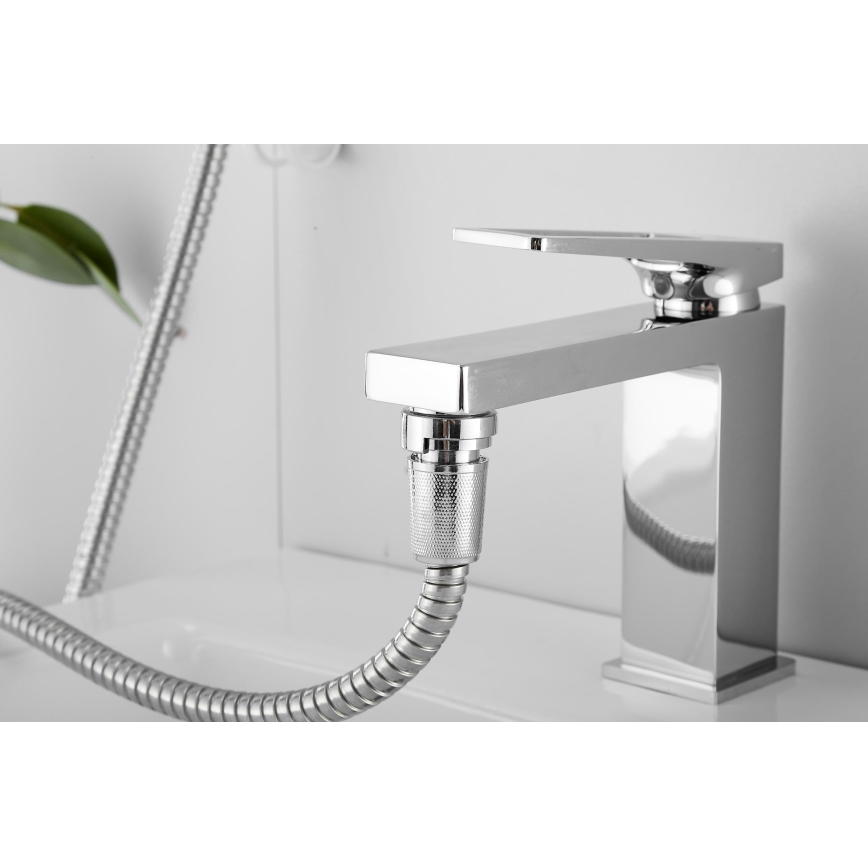 WENKO 22866100 - Duša UNIVERSAL 170x6,5 cm spīdīgs hroms/sudraba/pelēks