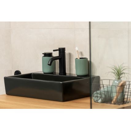 WENKO 24807100 - Šķidro ziepju dozators BELLUNO 8x13,5 cm zaļš/melns