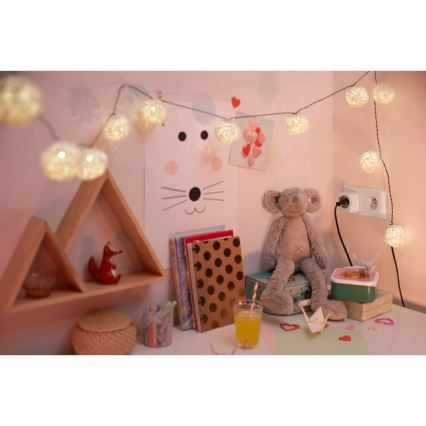 WiZ - Viedā kontaktligzda F 2300W + jaudas mērītājs Wi-Fi SCHUKO