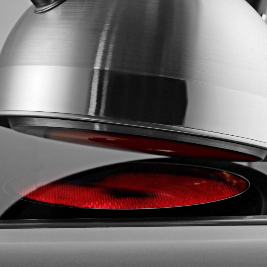 WMF - Nerūsējošā tērauda tējkanna ORBIT ar svilpi, 1,5 l