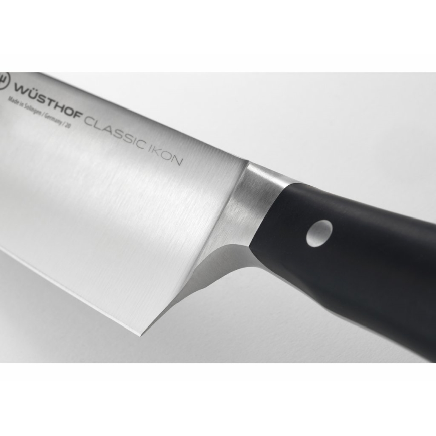 Wüsthof - Pavāra nazis CLASSIC IKON 16 cm melna
