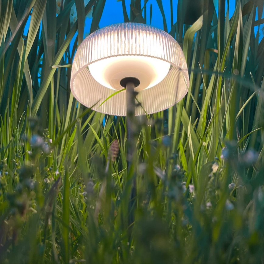 Zuma Line - LED Aptumšojama saules enerģijas uzlādējams galda lampa LED/2,5W/2000 mAh IP44 melna